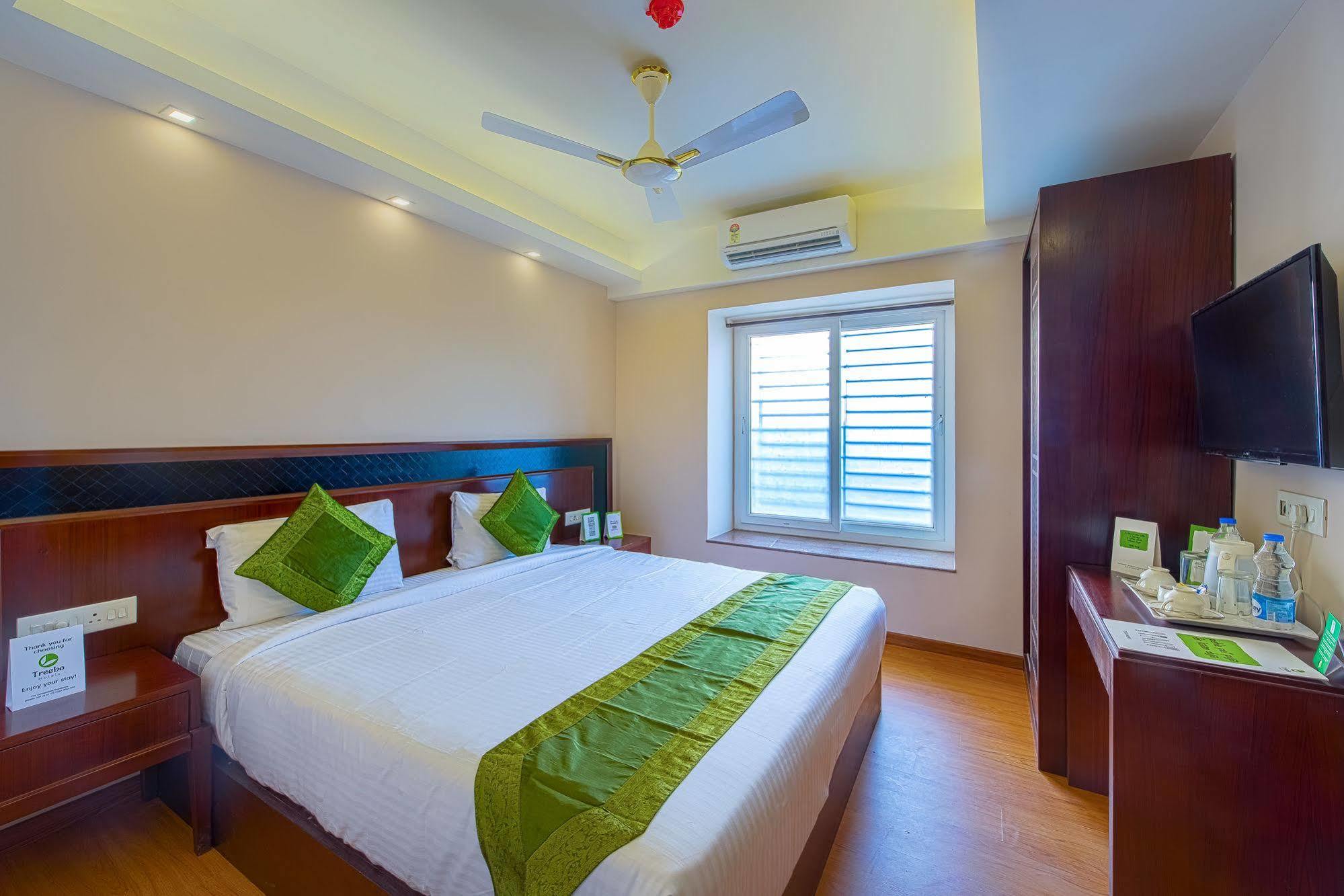Treebo Vedanta Hotell Calcutta Exteriör bild