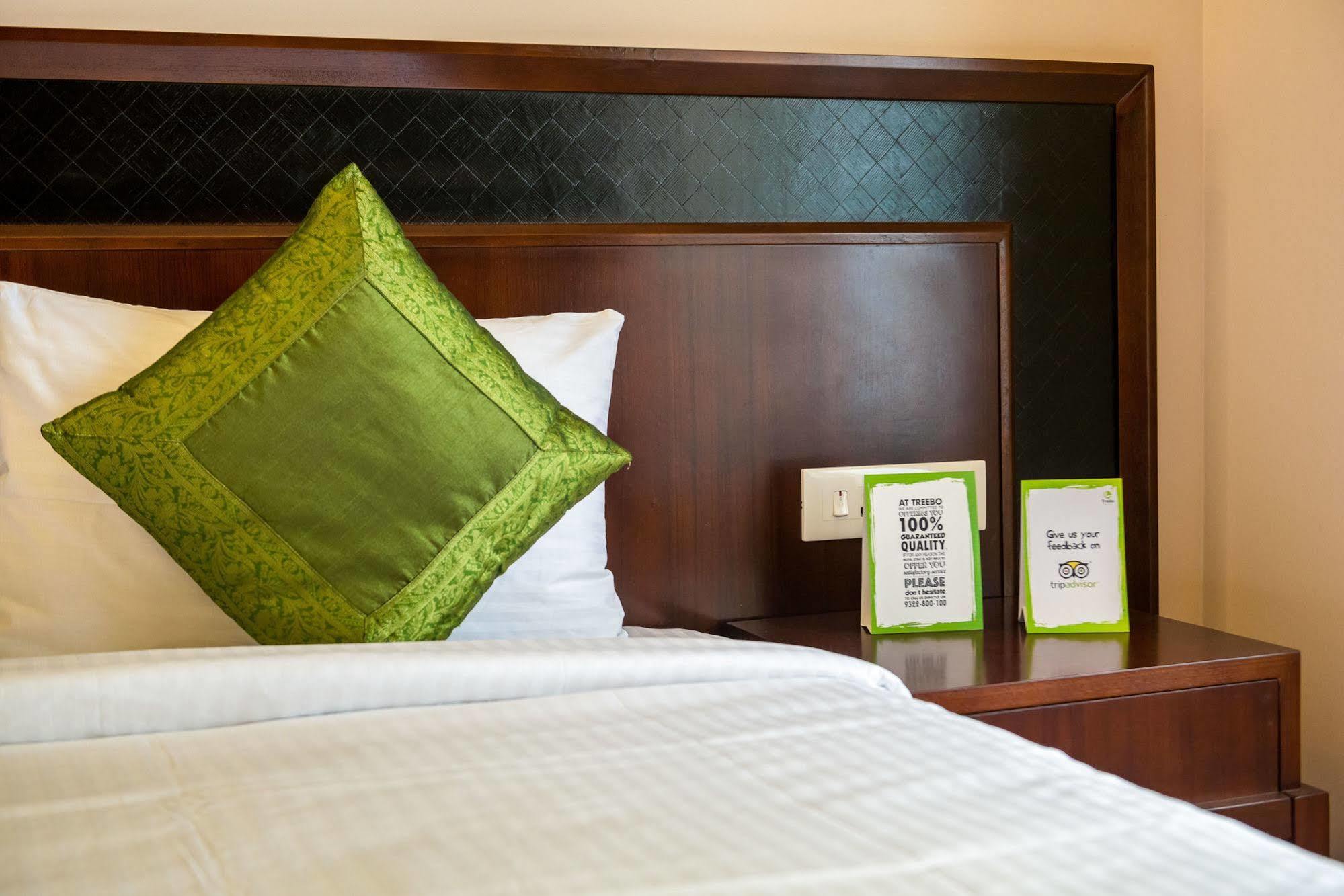 Treebo Vedanta Hotell Calcutta Exteriör bild
