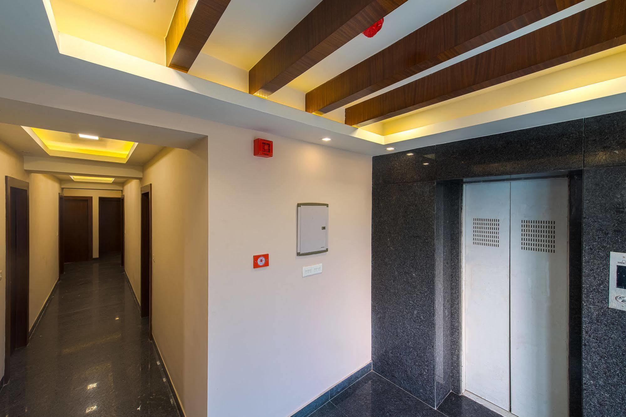 Treebo Vedanta Hotell Calcutta Exteriör bild